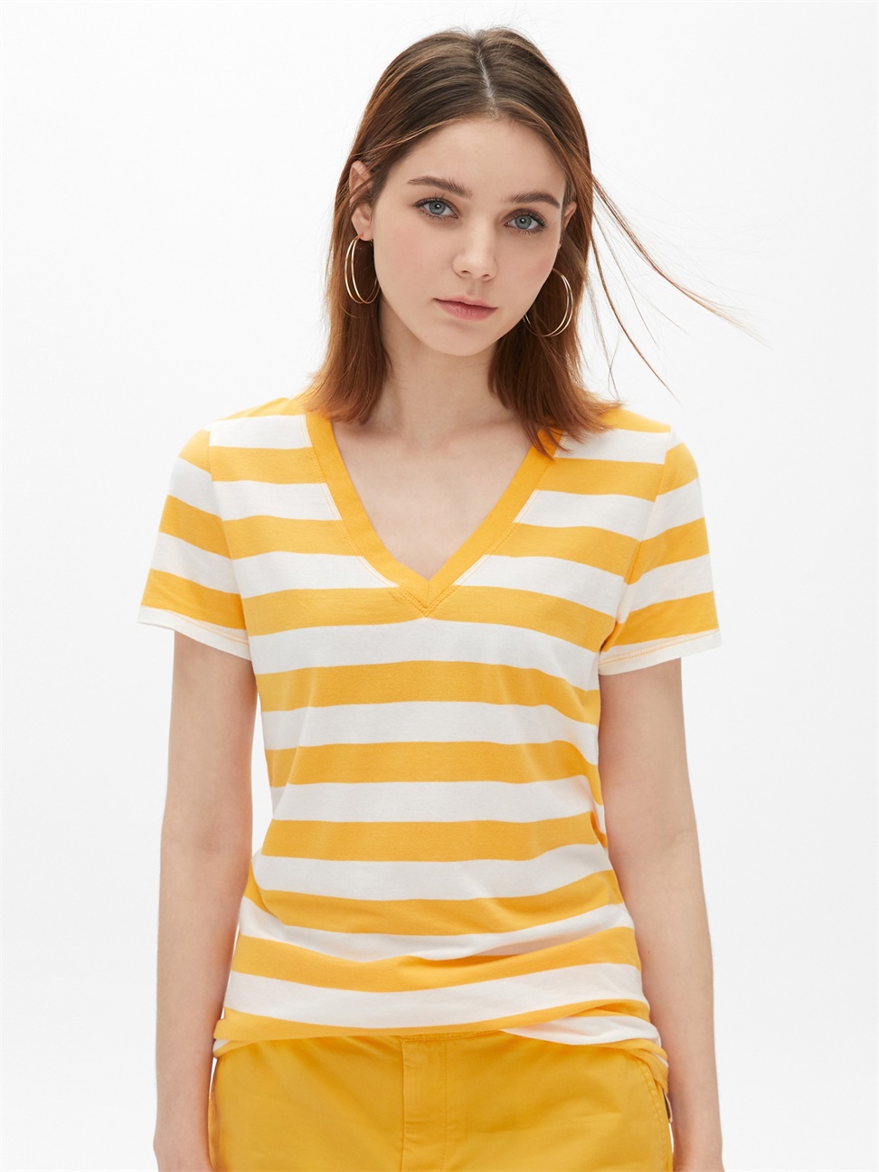 女裝|條紋V領短袖T恤-黃色條紋