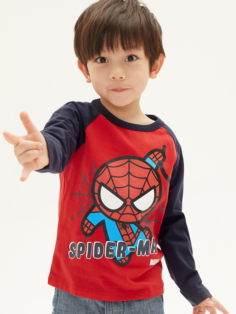 男幼童裝|Gap x Marvel漫威聯名 蜘蛛人圓領長袖T恤-正紅色