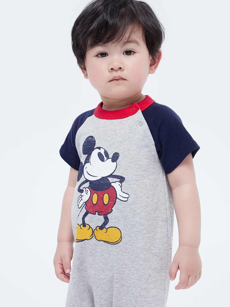 嬰兒裝|Gap x Disney迪士尼聯名 米奇包屁衣-淺麻灰