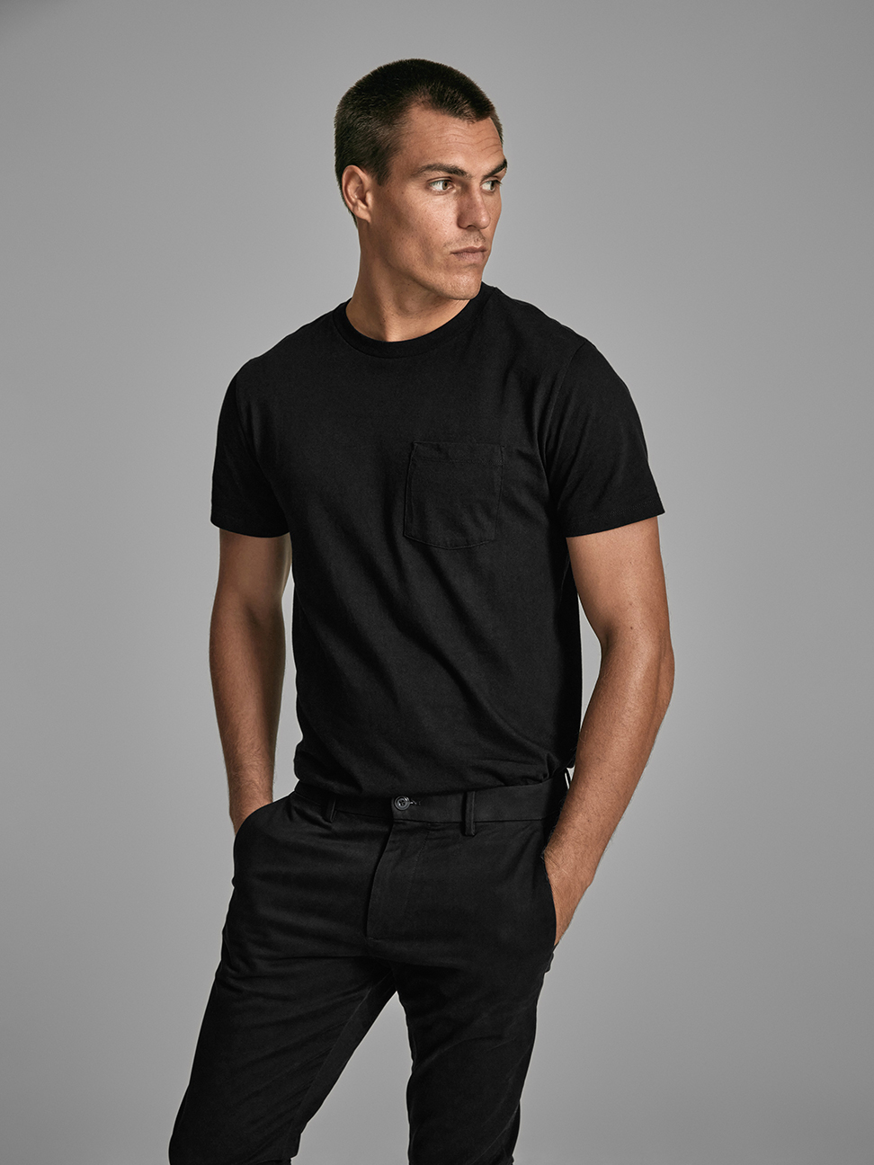 男女同款|棉質舒適圓領短袖T恤-正黑色
