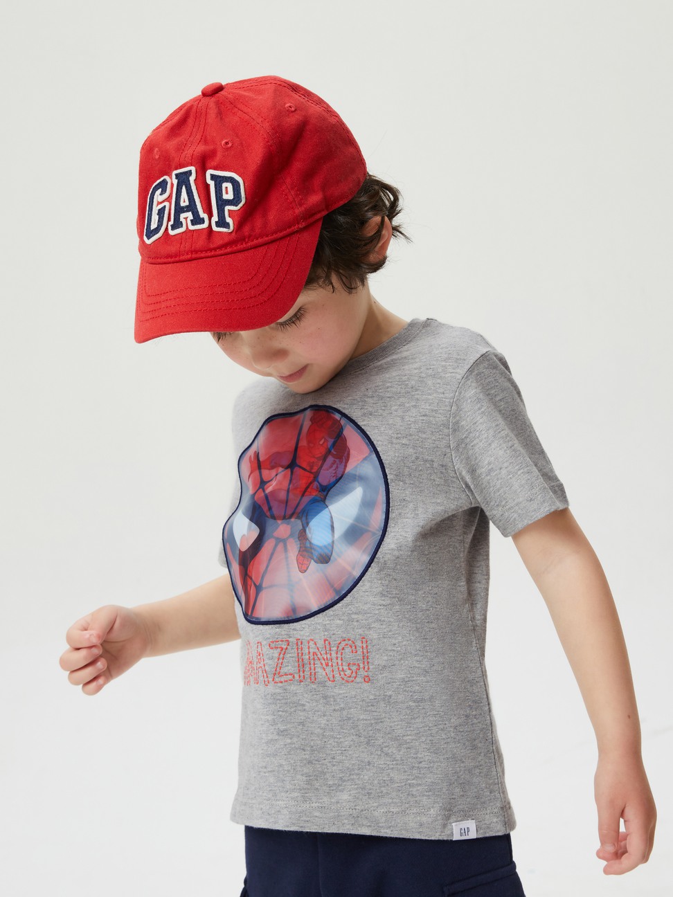 男幼童|Gap x Marvel漫威聯名 蜘蛛人棉質舒適圓領短袖T恤-淺麻灰