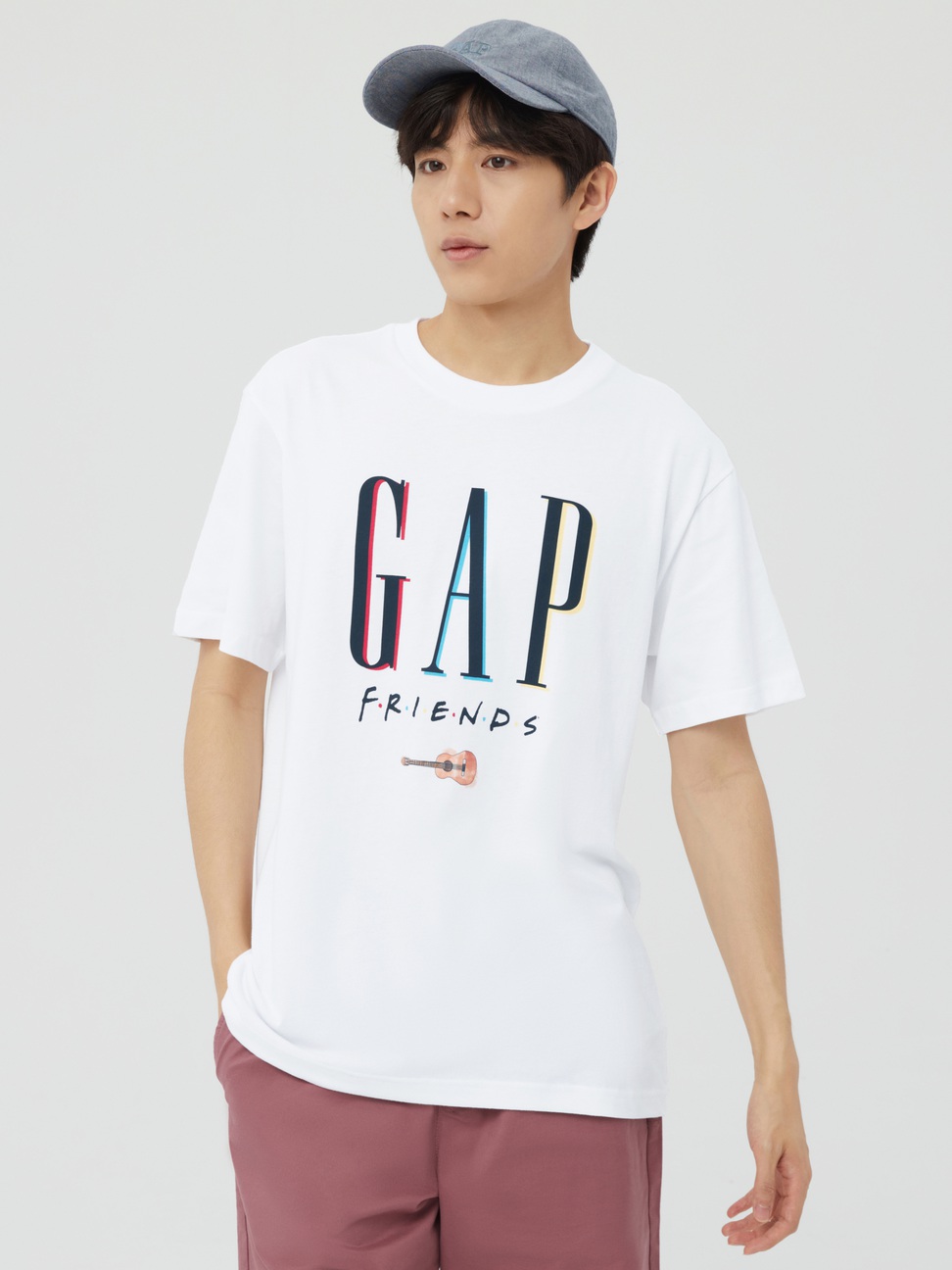 男女同款|Gap x Friends六人行聯名系列 經典Logo短袖T恤