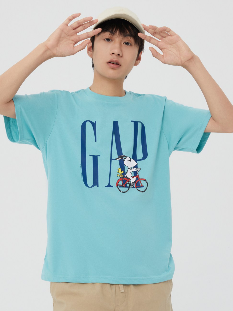 男女同款|Gap x Snoopy史努比聯名 Logo運動短袖T恤-淺藍色