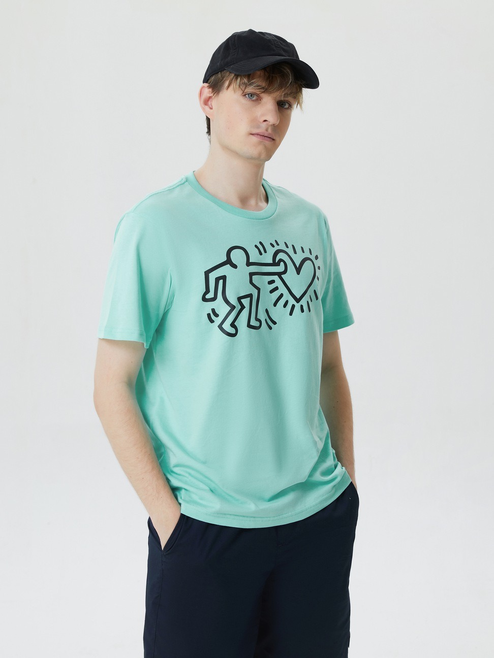 男裝|Gap x Keith Haring凱斯哈林聯名 寬鬆短袖T恤-薄荷藍