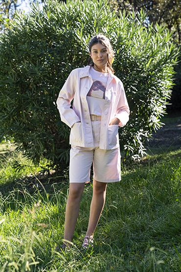 To b. by agnes b.（トゥービーバイアニエスベー）の「WJ04 ROBE