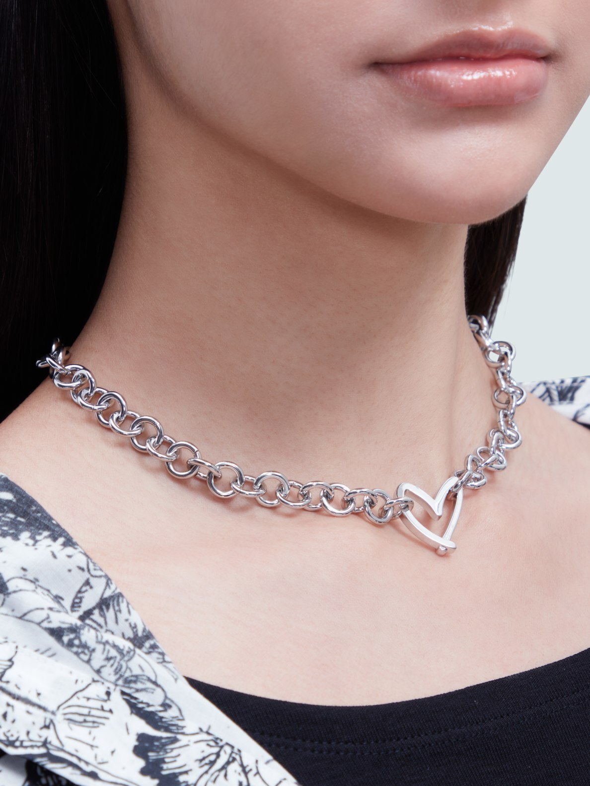 Agnes b【ギフトにも最適☆Wrapped in Love Necklace】 agnes b 2025女款wrapped in love 925純銀蝴蝶結項鍊La Maison