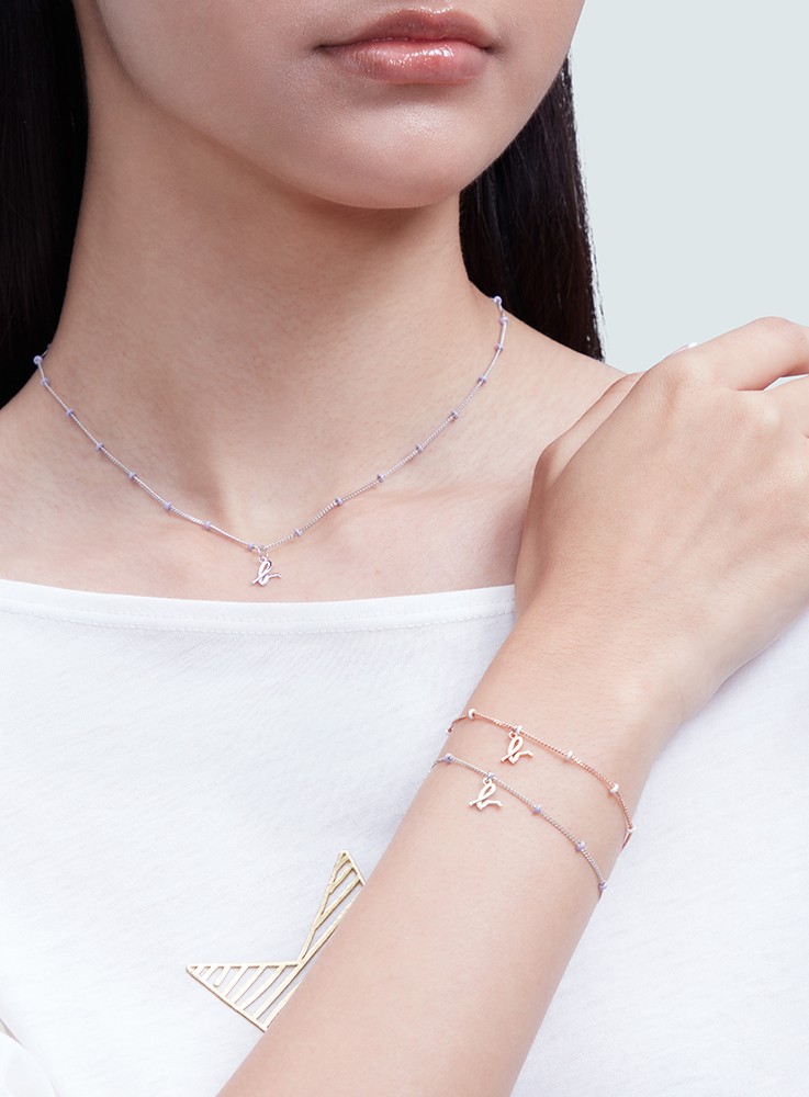 Women's sterling silver b. Logo 