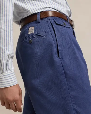 Whitman Relaxed Fit Pleated Chino Pant in Navy | Ralph