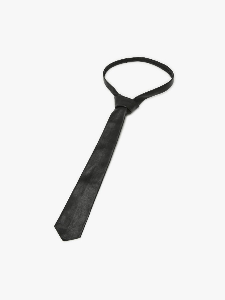BLACK LEATHER TIE | agnès b. HK