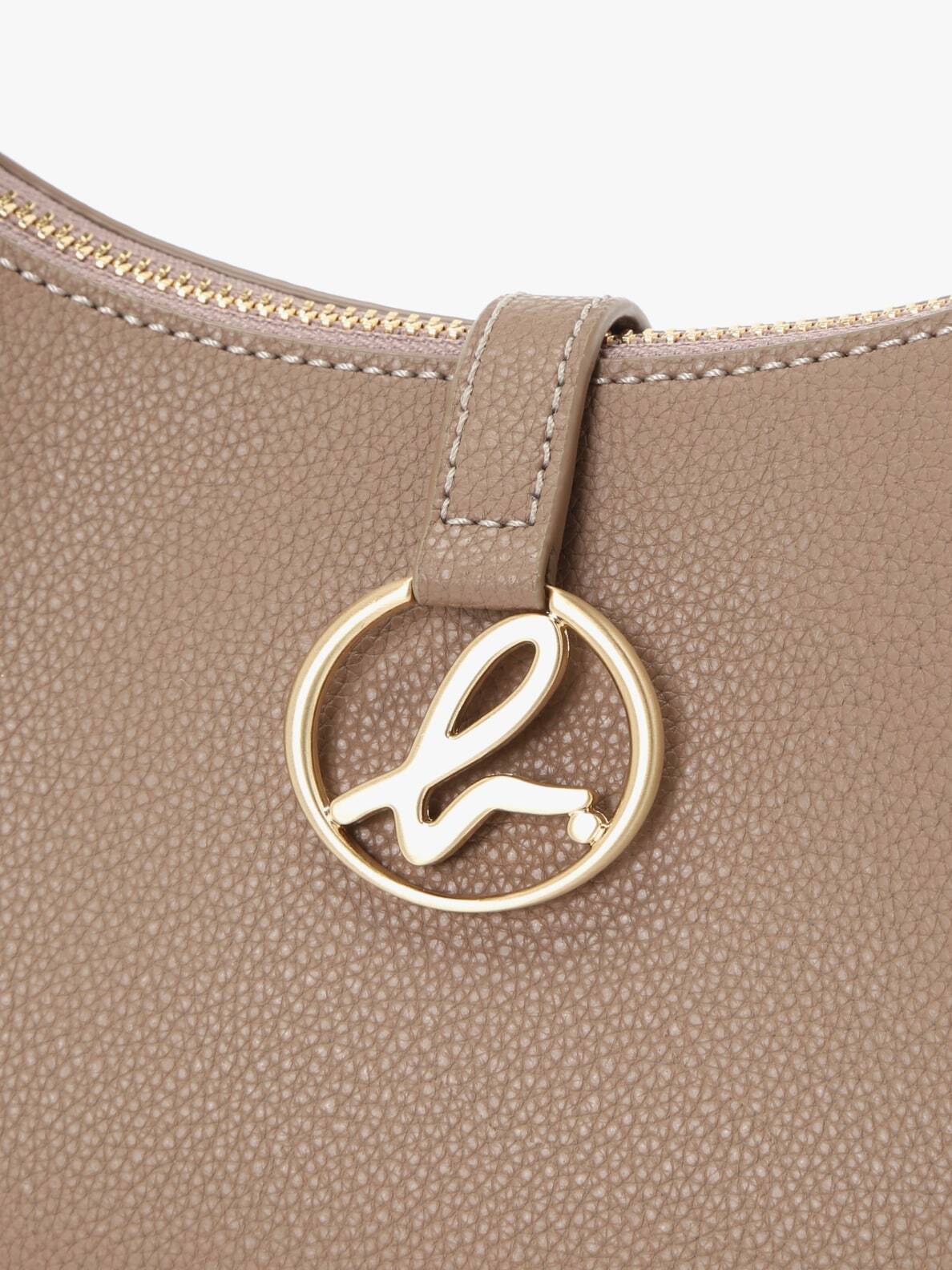 WOMEN'S LEATHER SHOULDER BAG | agnès b. HK